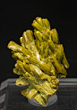 磷氯铅矿
Pyromorphite
