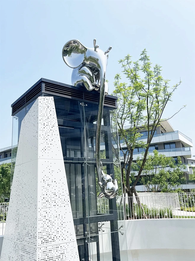 绘·城市未来之想象 | 万华麓悦江城·飞...