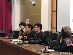                                                                                                     #畅艺童年美术教育# 

结束了紧张的美术联考后，同学们丝毫不放松

紧接着西乡中学开启了针对美术高考的单考&amp;校考动员家长会

此次，再次应邀的畅艺童年的老师们，作为往届考生给予同学们精神上和实力上的鼓励，在面临众多校考的往届考题分析、院校分析、介绍院校上作出了绵薄之力，以专业的角度作出支 ​​​​.