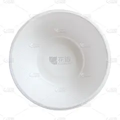 纸碗孤立在白色背景