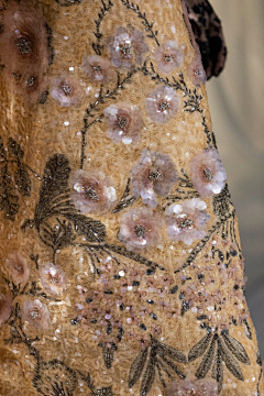 FzzzFzzz采集到Alessandro Michele 复古盛宴