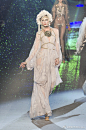 高级时装超话
John Galliano FW 2009 鬼才海盗爷的异域新娘 ​​​​