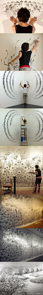 纽约艺术家Judith Braun用手指蘸木炭粉创作出惊人的作品