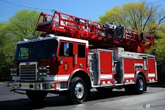 救火车消防车交通工具摄影图