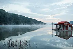 水库的曙光