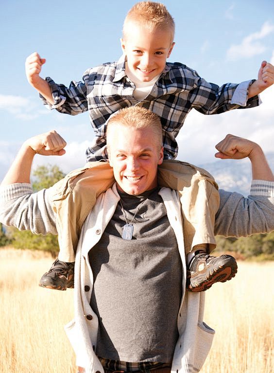 Such a cute father/s...