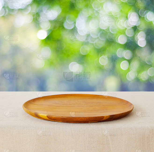 食物背景，空的木制盘子，托盘厨房产品展示...