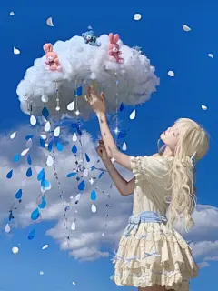 当我找朋友做了一把梦里的云朵雨滴伞… #少女写真 #氛围感 #拍照 #Lolita #发色 - 抖音