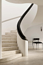 Stairs Design Modern, Staircase Design, Interior Stairs, Modern Houses Interior, Staircase Handrail, Banisters, Aspen House, Stair Detail, Hallway Designs