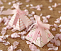 金字塔喜糖盒结婚婚庆用品欧式粉色新款糖果盒创意手绘三角形批发-淘宝网