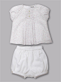 Baby girl outfit in a floral print, top and bloomers.