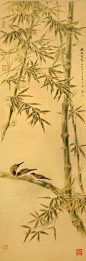 何百明工笔花鸟画欣赏
何百明1957年生，祖籍江苏无锡，别署承启斋主，毕业于上海大学美术学院中国画研究生班，擅长中国画花鸟，并善山水画，早年师从海上花鸟名家邓怀农先生，作品曾先后发表于各类报刊、杂志，还多次参加各种展览并获奖。作品入选《祖国当代名家书画集》、《华夏书画院作品集》、《当代书画名家作品集》、《当代书画名家精英大典》，现为华夏书画院院士，著有《何百明画集》，《何百明绘画作品集》。现任人民画报书画院顾问，上海外国语大学兼职教授。