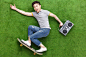 户外,娱乐,运动,休闲,躺_4efb373ed_时尚活力的青年男人玩滑板_创意图片_Getty Images China