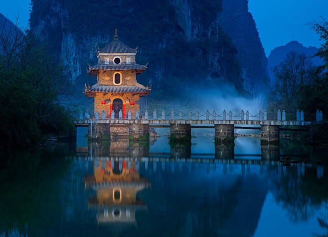 中国古建筑艺术是世界上延续历…(罗品禧)...