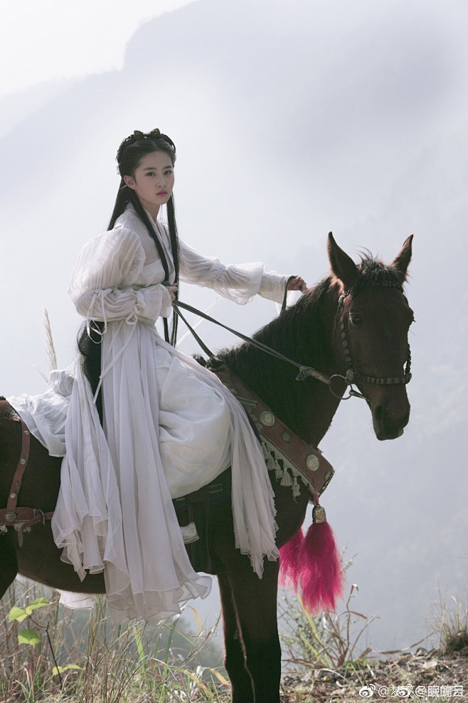 三迭527从张海咸转采于2018-11-18 23:05:15电视剧神雕侠侣 刘亦菲