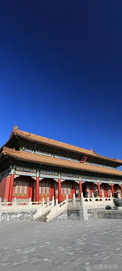 紫禁城美的不像话•故宫是中华文化百科全书，在这里、你既能看到中华建筑艺术之精华，亦是寻到历史文物、典籍精粹，见证华夏文明的传承。——故宫#北京