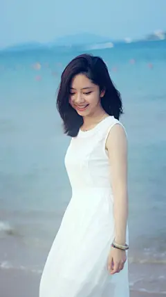 【女神壁纸】谭松韵（代表作《雾都》《一支录音笔的自白》《最美的时候遇见你》《大当家》《甄嬛传》《旋风少女》《最好的我们》）