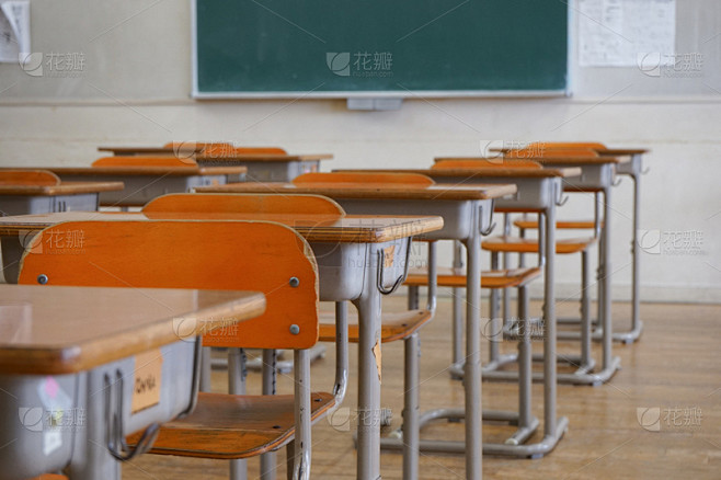 教室,黑板,座位,水平画幅,无人,椅子,家具,知识,青年人,学校