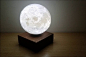 取悦双眼—— LEVIMOON 月球氛围灯
全球最好的设计，尽在普象网 pushthink.com
