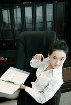 5f7e73f8117c43c2988dc4c975c9372c采集到清纯美女