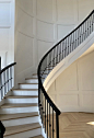 Interior Stair Railing, Staircase Decor, Foyer Design, Double Staircase, Stair Layout