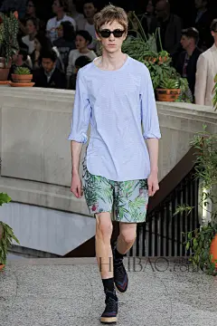 英式园艺的绅士玩法！保罗·史密斯 (Paul Smith) 2015春夏男装秀，海报时尚网带你亲临2015春夏巴黎男装周_第12页_Paul Smith