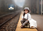 Lilia Alvarado的作品《It's A Big World Out There...》 