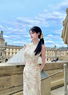 东北四小鱼采集到精致的虚拟女神(旗袍)