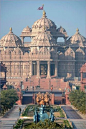 印度新德里Akshardham 寺庙 #Delhi  Akshardham is a Hindu temple complex in Delhi, India. Also referred to as Delhi Akshardham or Swaminarayan Akshardham, the complex displays millennia of traditional Hindu and Indian culture, spirituality, and architecture.
