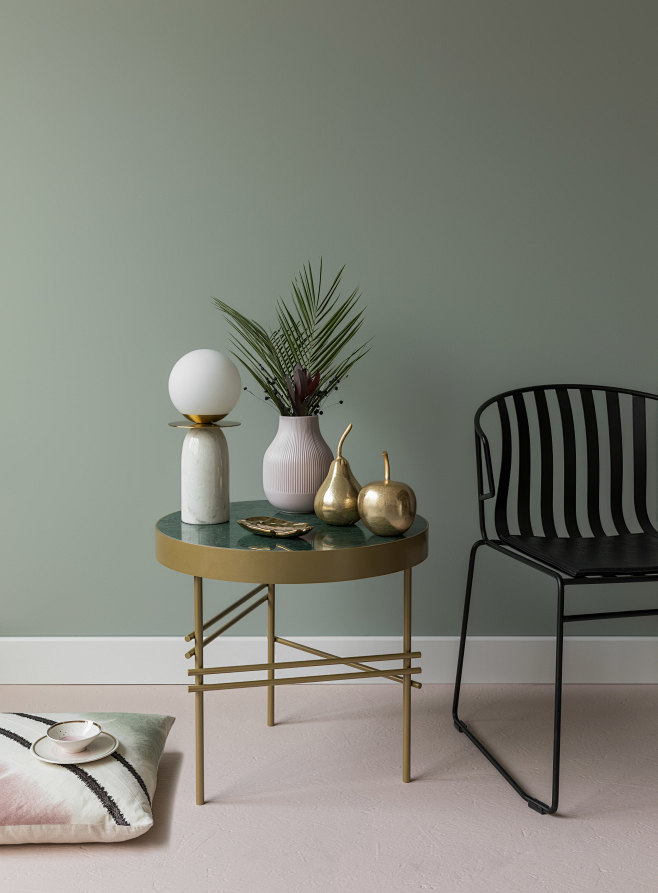 Floral Reflection : ...