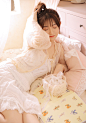睡衣美女尤物性感蕾丝美腿撩人写真[8/9]_清纯美女_美桌网