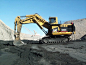 CAT 5230巨型矿用挖掘机