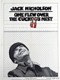 《飞越疯人院》 One Flew Over the Cuckoo's Nest1976年奥斯卡最佳影片。变态的正常人们。影片故事发生在一九六三年间，美国某丛林旁坐落着一所国家精神病院，那儿住着各种各样的精神病人。既夸张、又真实；既奇特，又合理；既怪诞，又可信。 http://t.cn/hDT7Uf