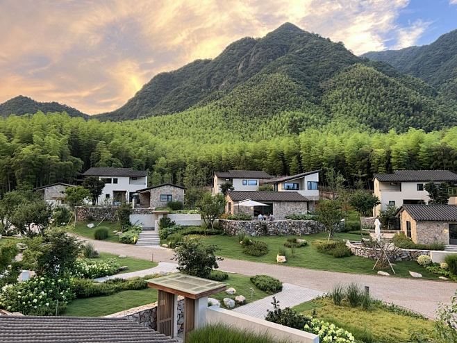 YAZA野在山川酒店预订价格,联系电话位...