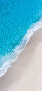 《海》