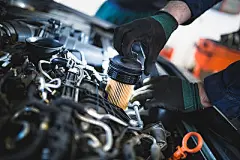 Auto mechanic service and repair