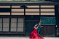 去日本做特工吧！趣味旅拍+来自：婚礼时光——关注婚礼的一切，分享最美好的时光。#日本旅拍婚纱照#