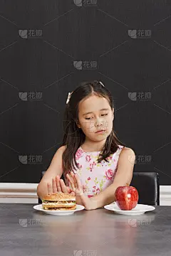 吃健康的苹果，不吃垃圾食品