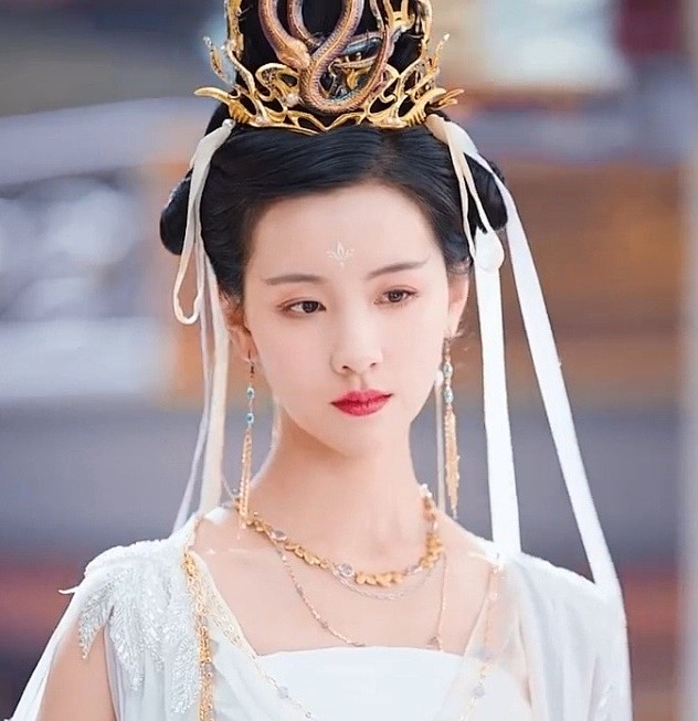 陈都灵 天欢 长月烬明