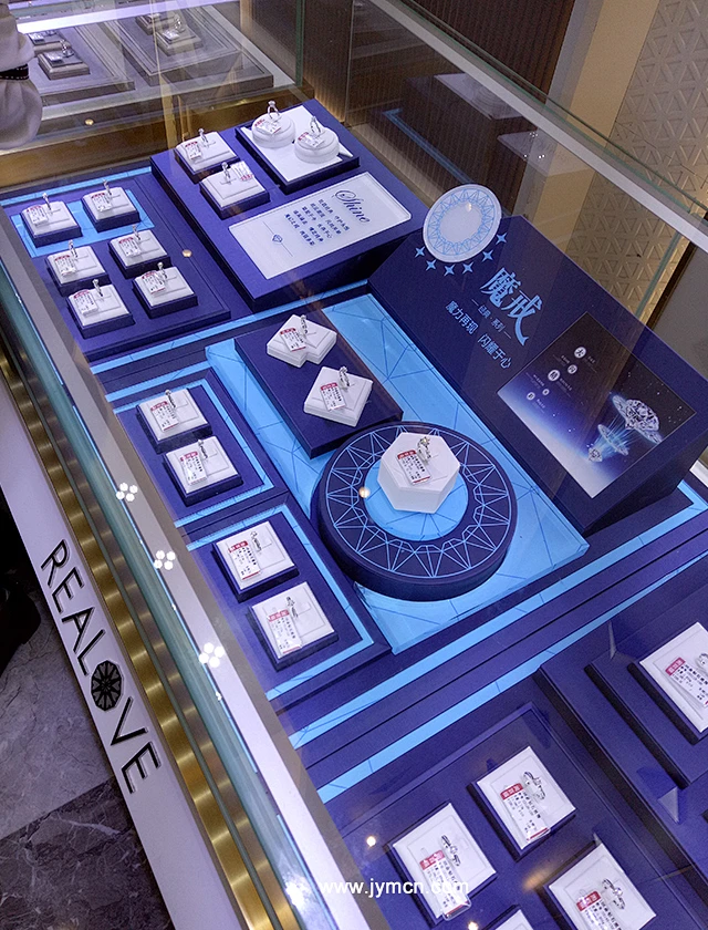 水贝金展珠宝广场主题陈列道具赏析-花瓣网