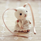 好可爱的小兔子~~~就是耳朵怎么这么细呀？？
 难道是“美少女战士”里的“月野兔”？？？