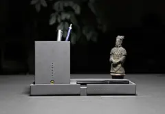 【几度灰】19°C 回-笔筒