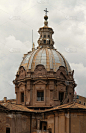 罗马圆顶历史建筑特写，意大利