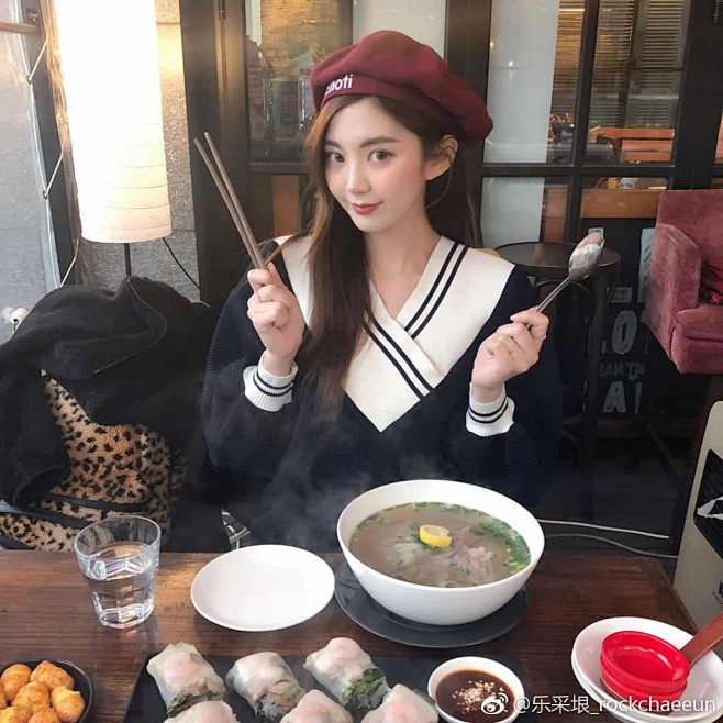 乐采垠rockchaeeun的照片微相册