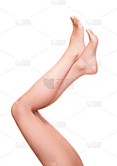 裸体女性的腿
