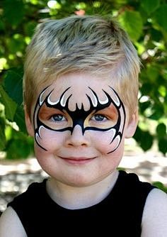 face painter pouncer...