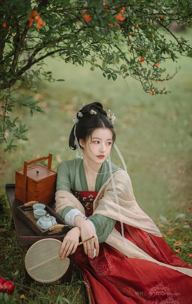 古典唯美古装女子图片-花瓣网