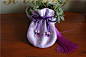 紫色刺绣文字荷包