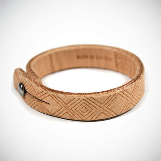 Leather bracelet: 