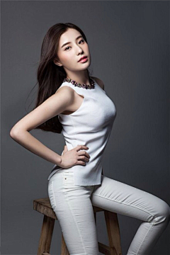 岁之风月采集到美女